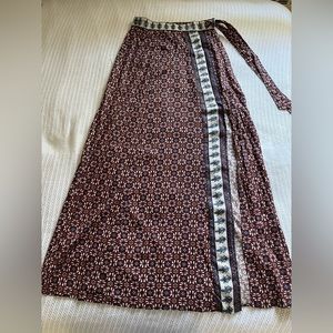 Full tilt maxi skirt, size small